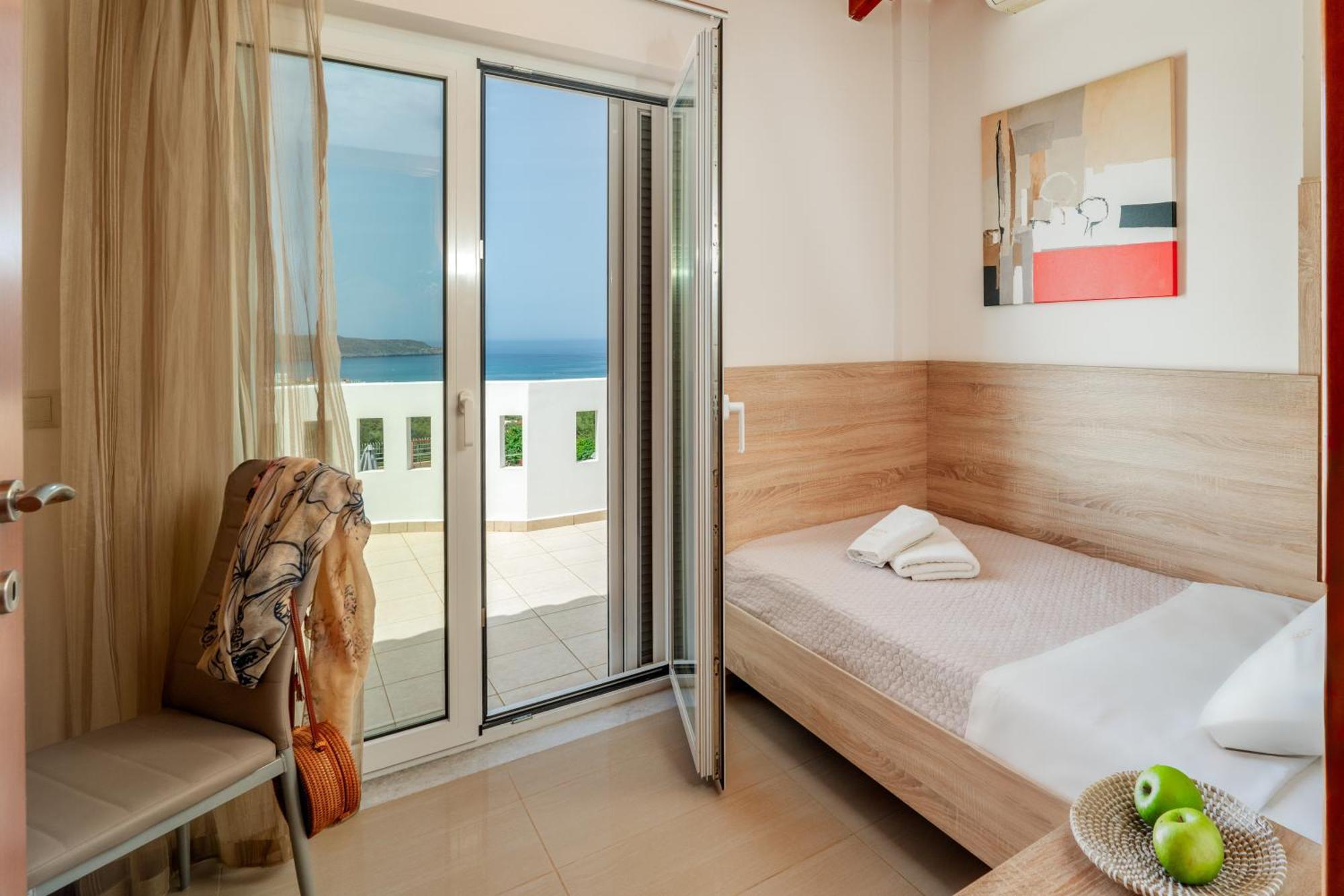 Villa Aretousa 1 Agia Marina エクステリア 写真